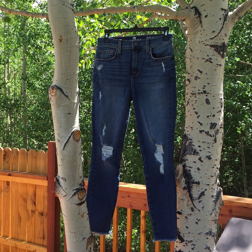 NBW. 7 For All Mankind Distressed Jeans